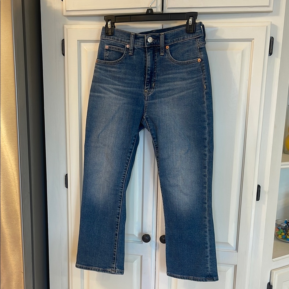 GAP Blue High Waisted Cropped Jeans